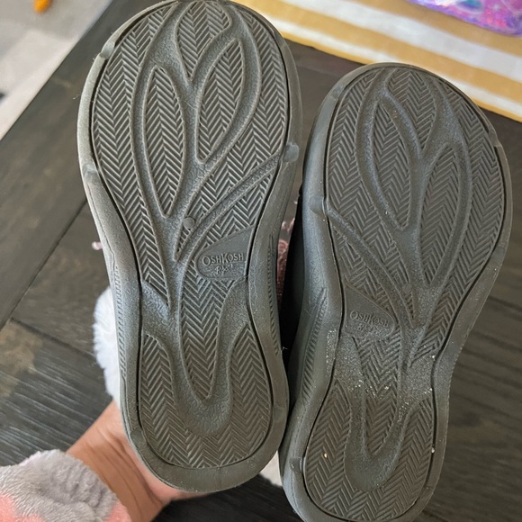 OshKosh Snow Boots - Picture 6 of 7